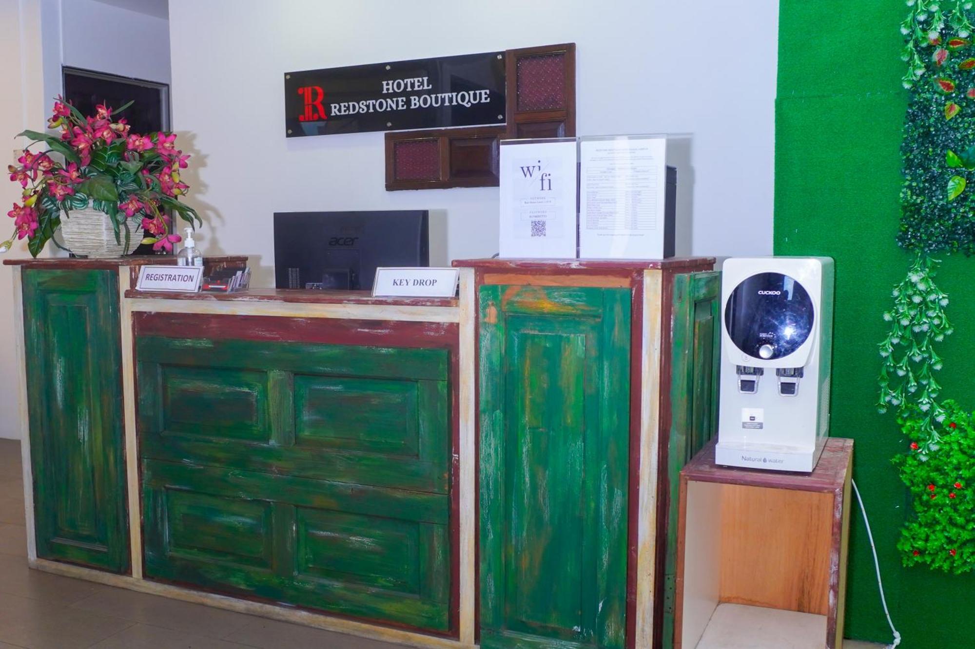 Redstone Boutique Hotel クアラルンプール エクステリア 写真